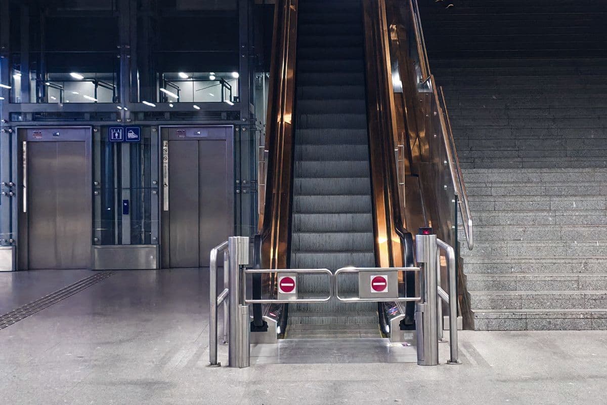 Commercial Lift